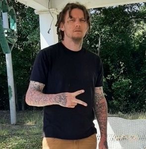 Meet your Posher, Jonathan